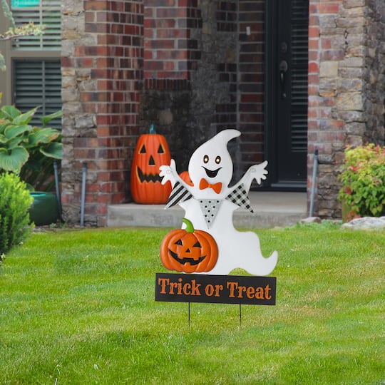 Glitzhome® 32" Lighted Metal Halloween Ghost Yard Stake with Timer